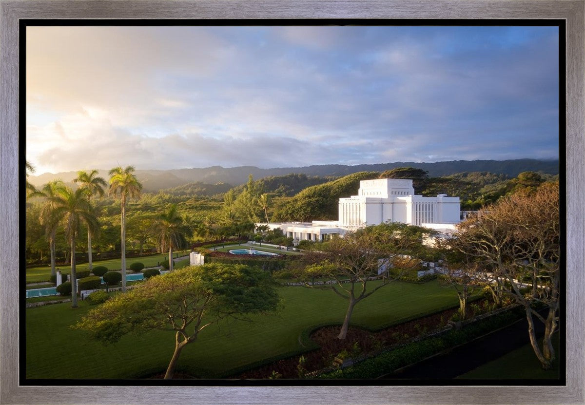Laie Island Glow