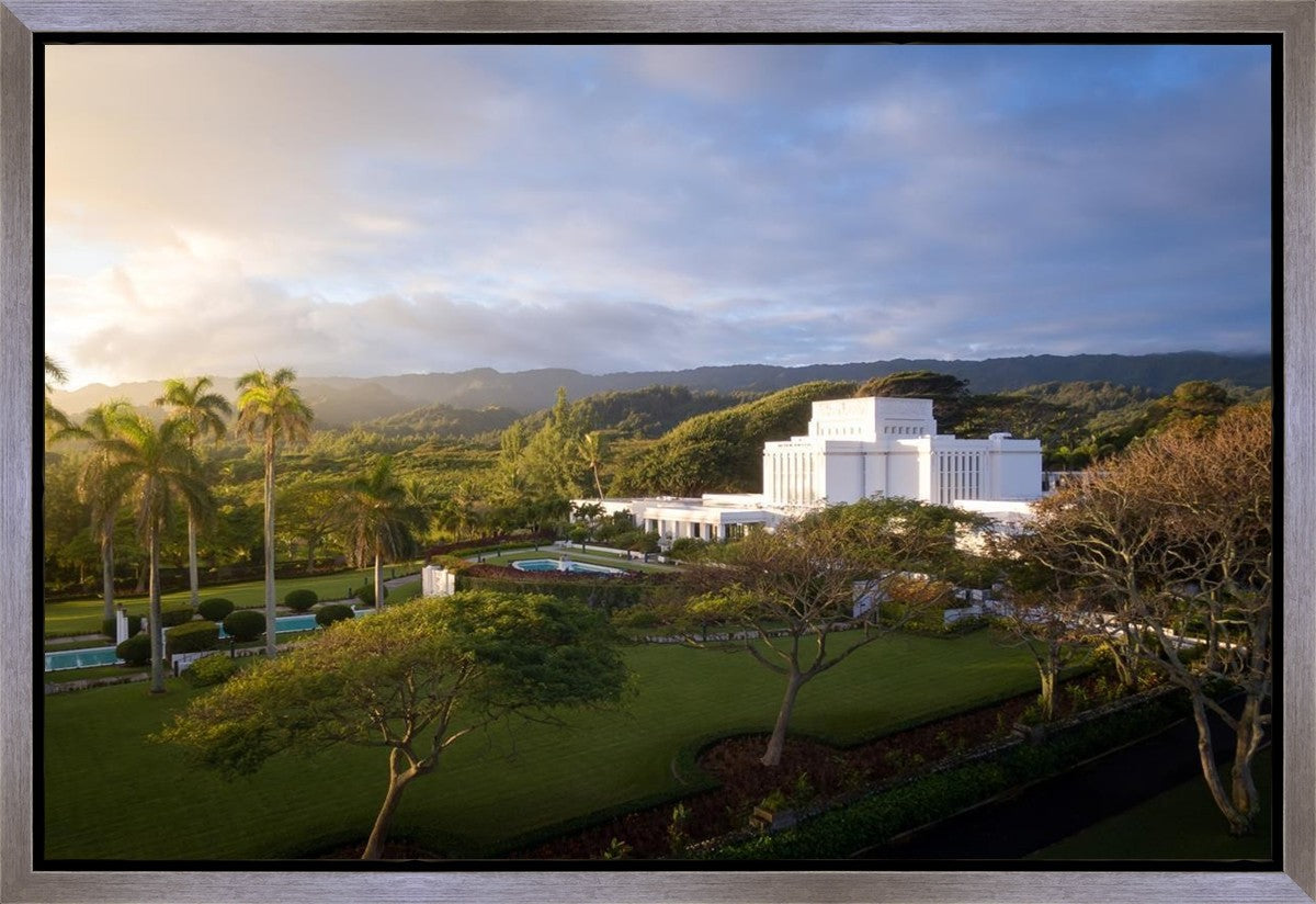 Laie Island Glow