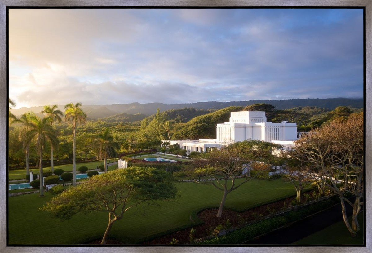 Laie Island Glow