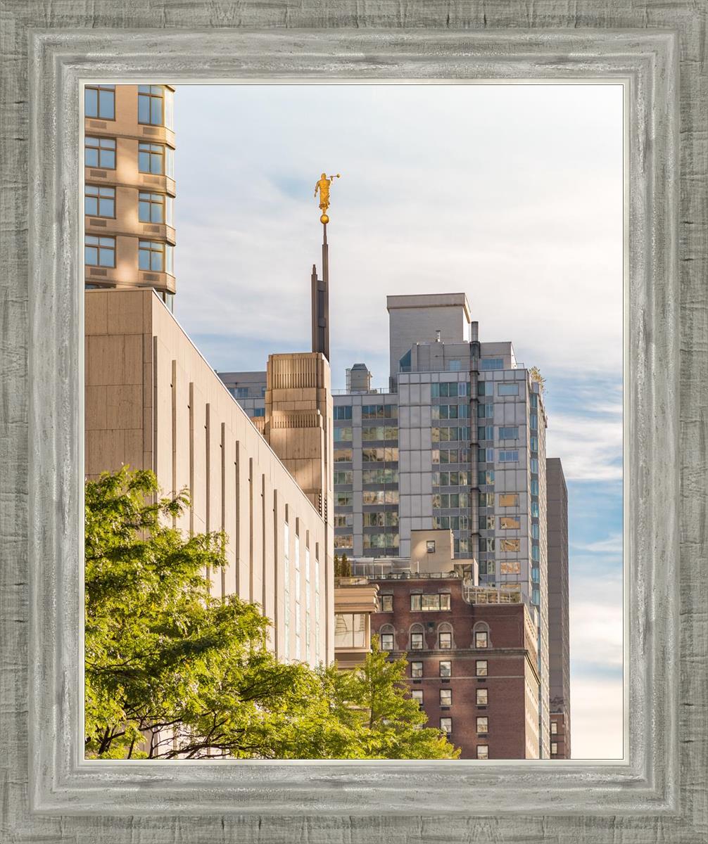 Manhattan Golden Vertical