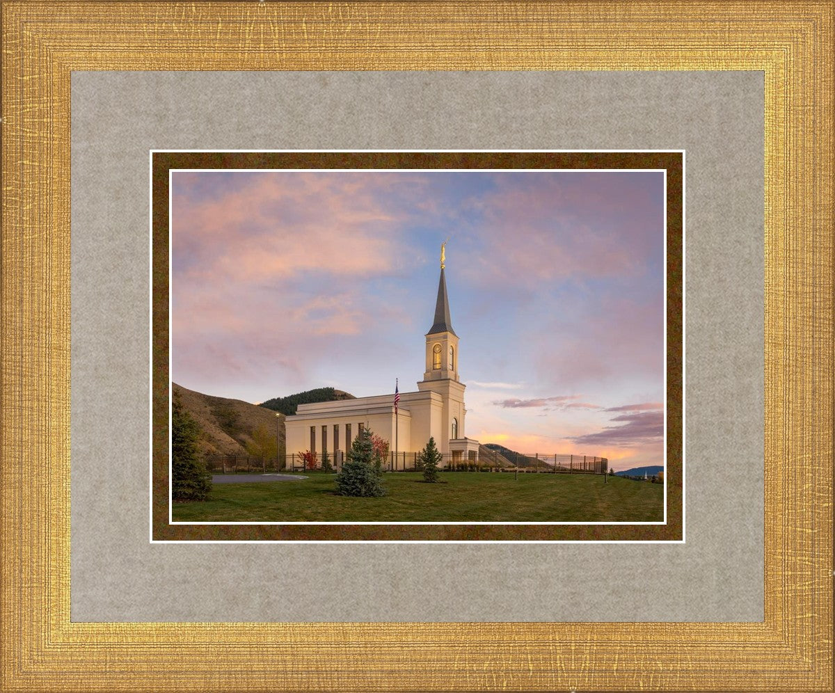 Star Valley Temple Peaceful Day