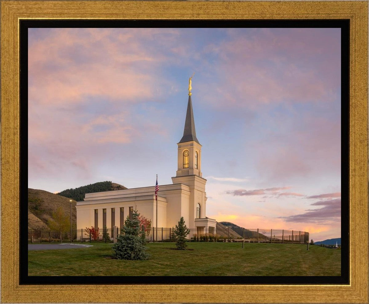 Star Valley Temple Peaceful Day