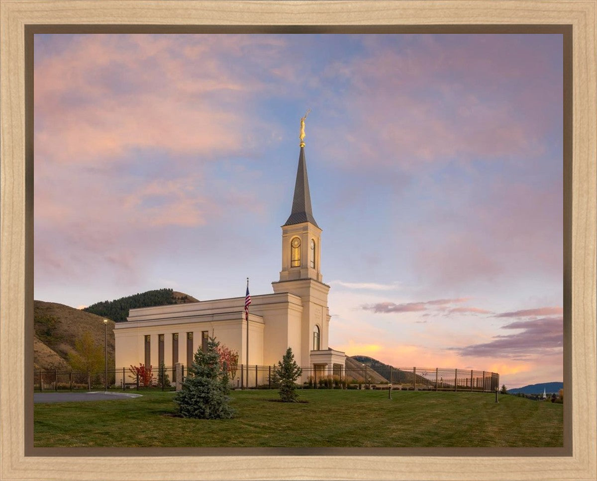 Star Valley Temple Peaceful Day
