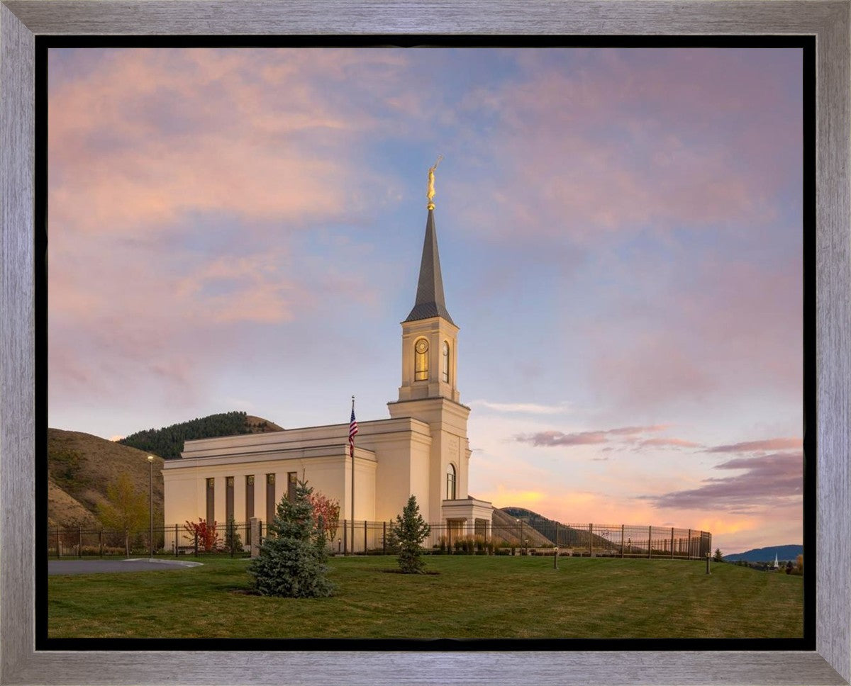 Star Valley Temple Peaceful Day
