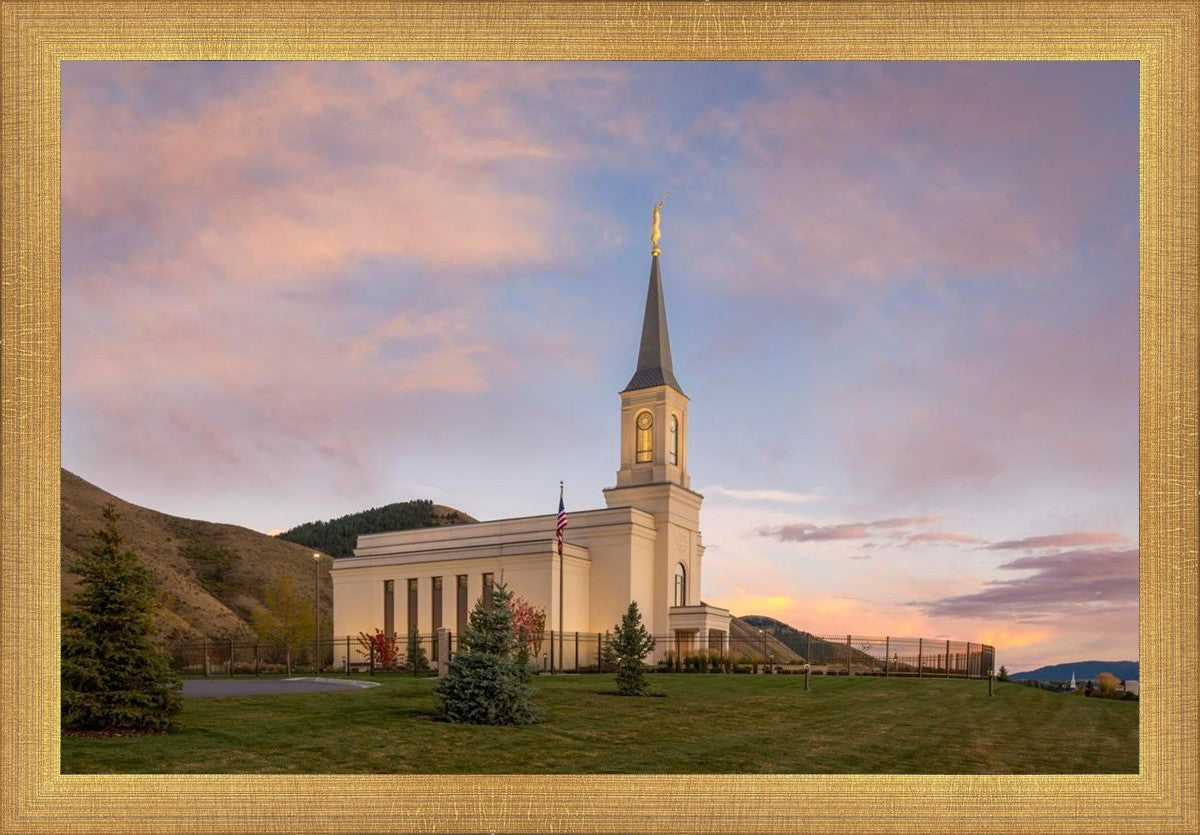 Star Valley Temple Peaceful Day
