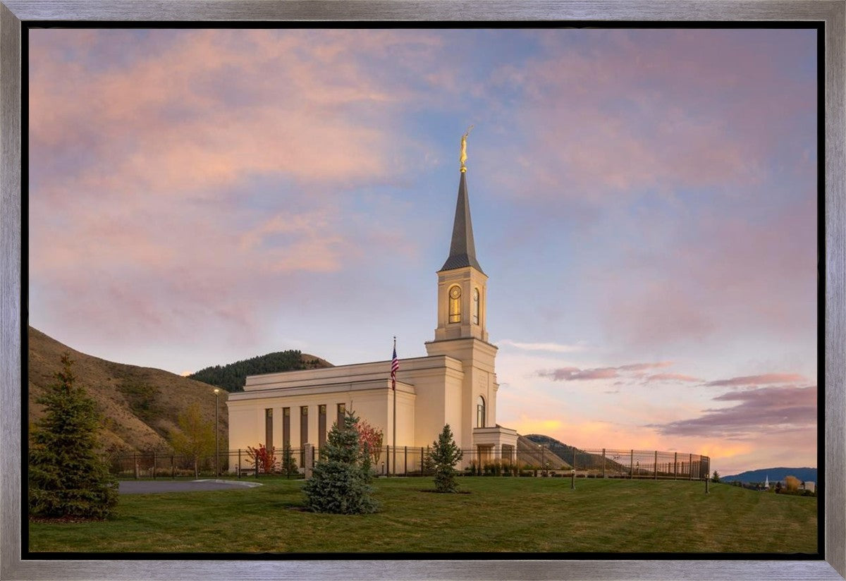 Star Valley Temple Peaceful Day