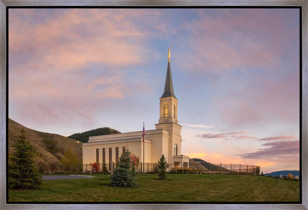 Star Valley Temple Peaceful Day