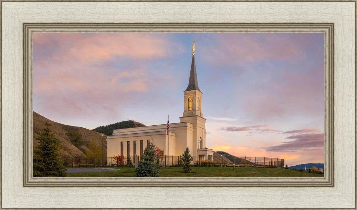 Star Valley Temple Peaceful Day