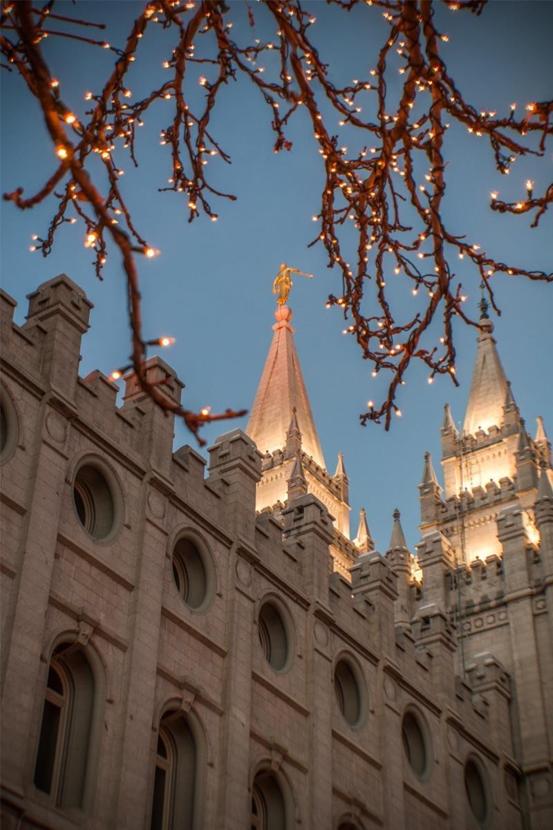 Salt Lake City Temple He Giveth Light Gallery Wrap