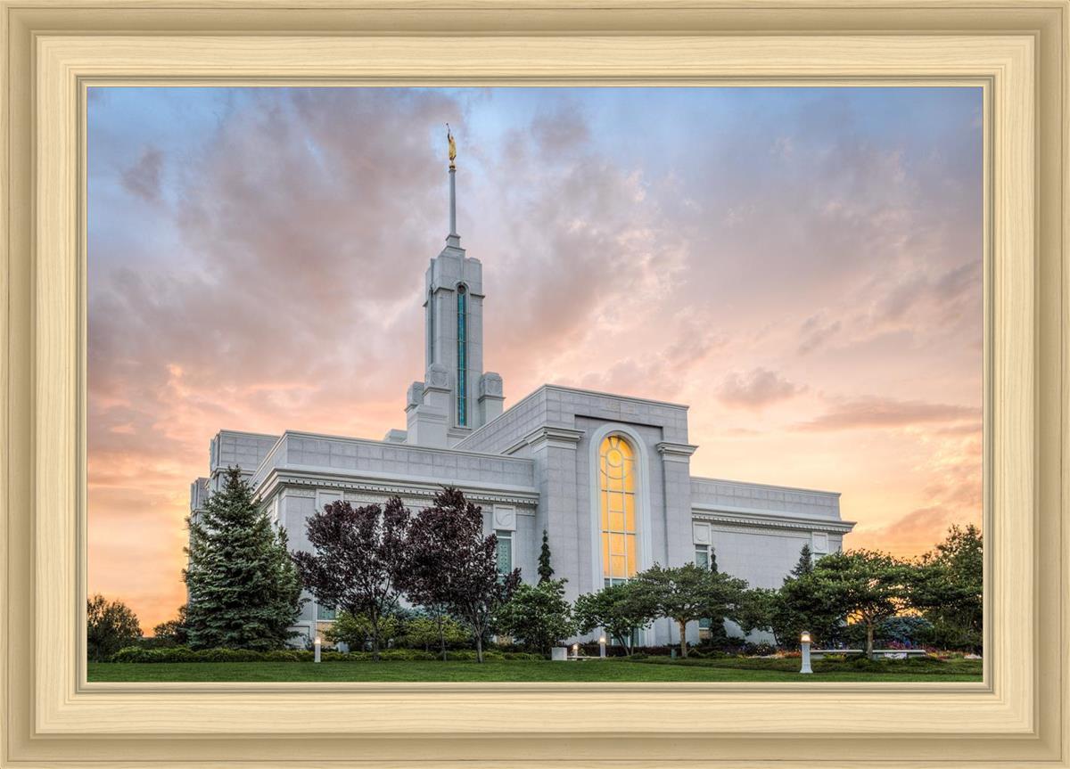 Mt. Timpanogos Utah Temple House of Light