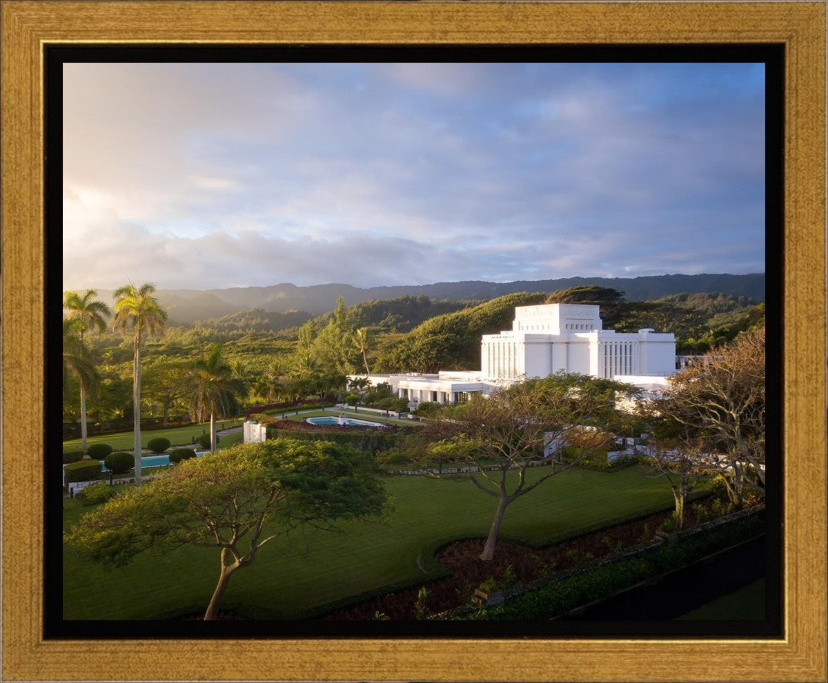 Laie Island Glow