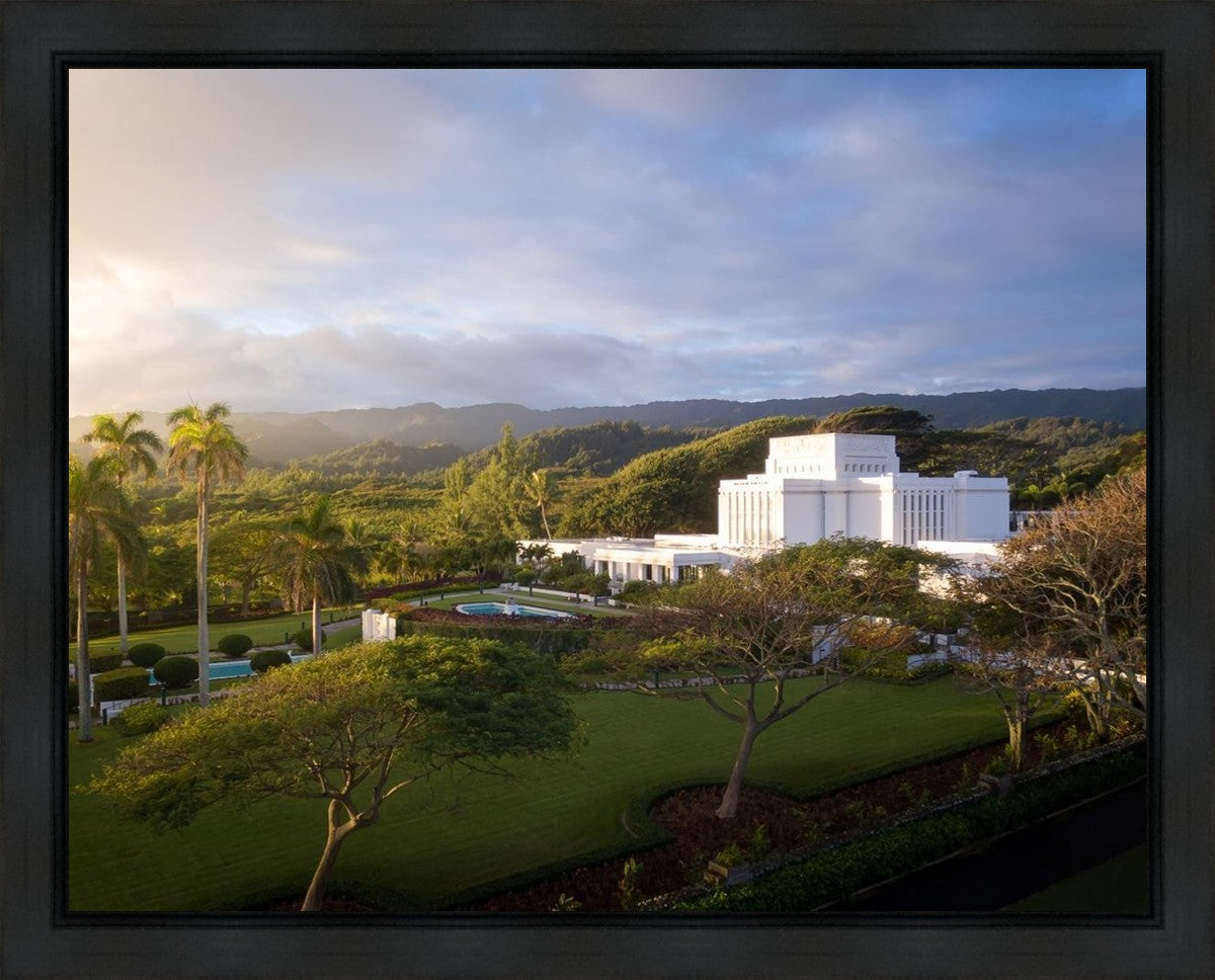 Laie Island Glow