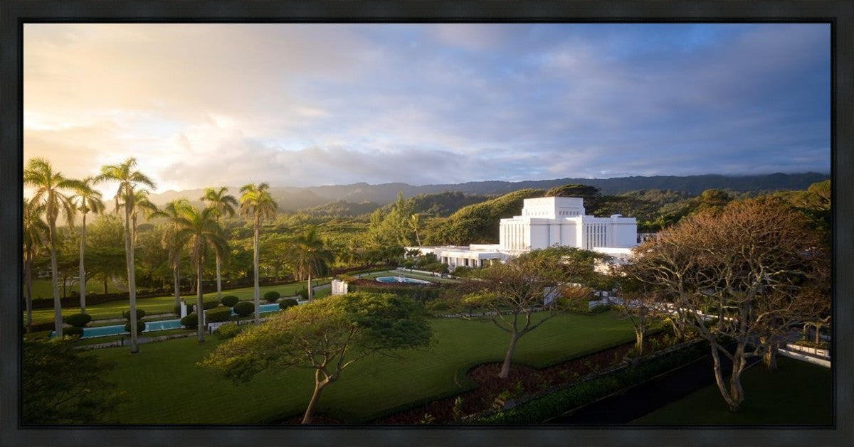 Laie Island Glow