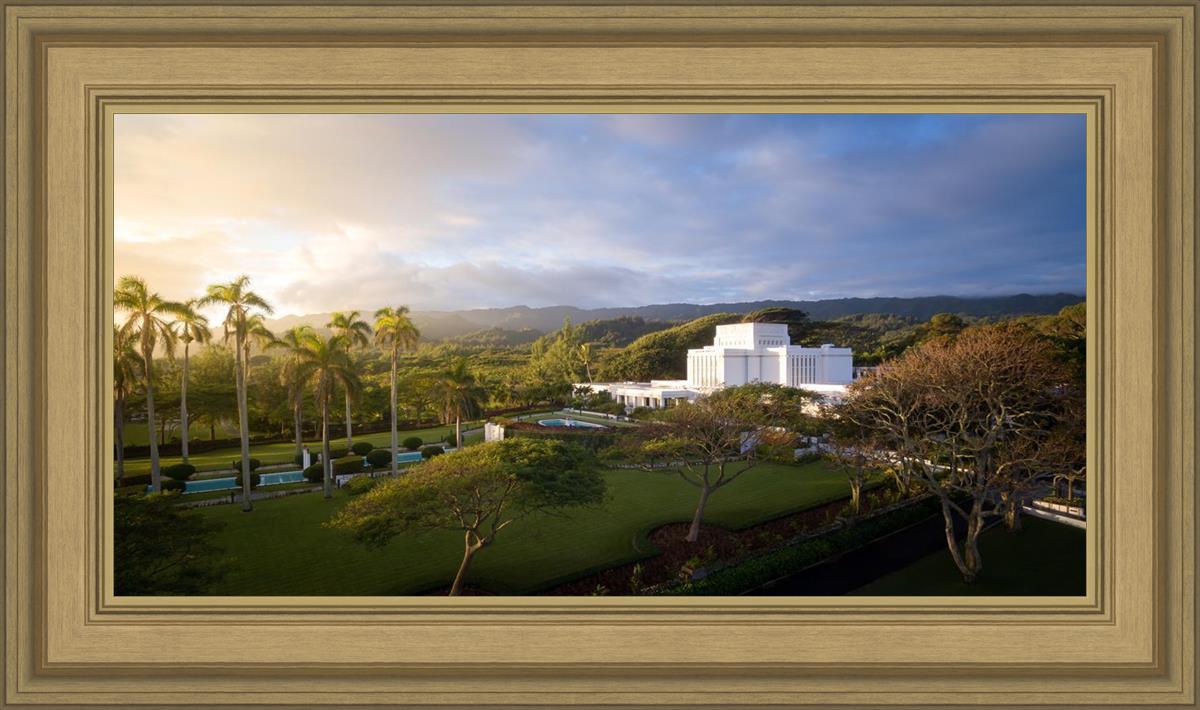 Laie Island Glow