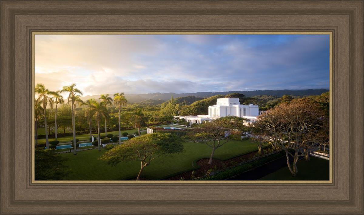 Laie Island Glow