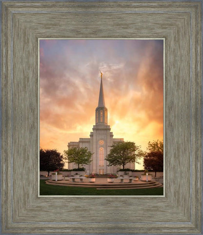 St. Louis Glory to God