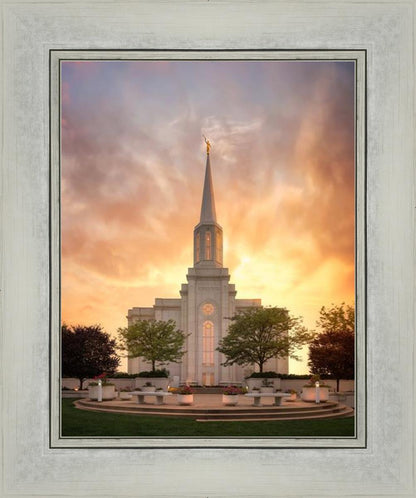 St. Louis Glory to God