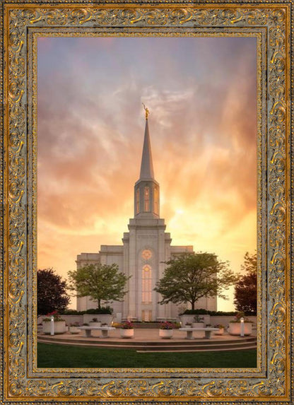 St. Louis Glory to God