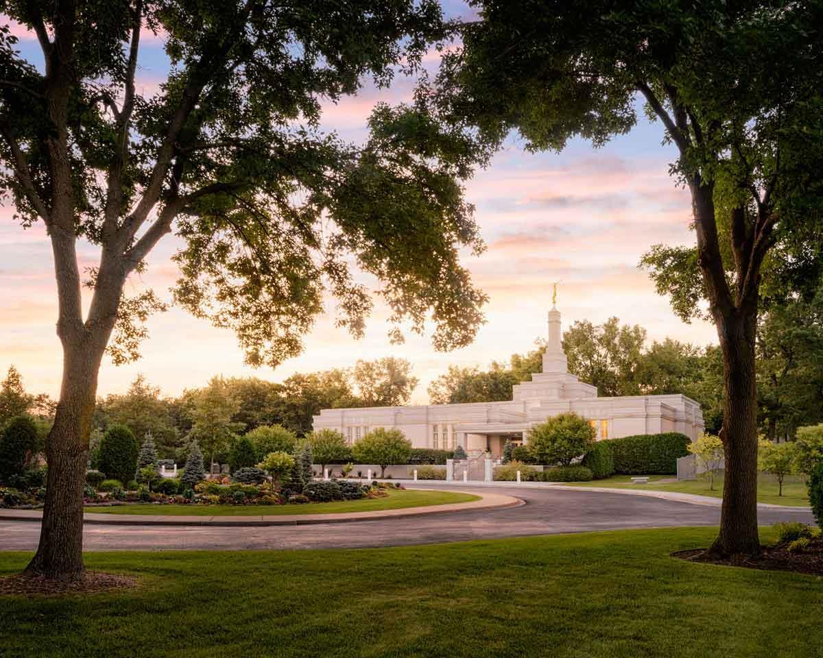 St. Paul Minnesota Temple Pictures & Art