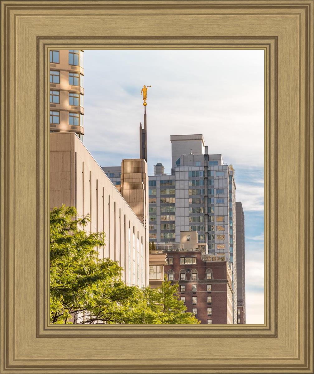 Manhattan Golden Vertical