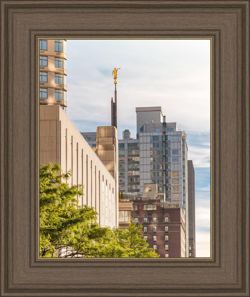 Manhattan Golden Vertical