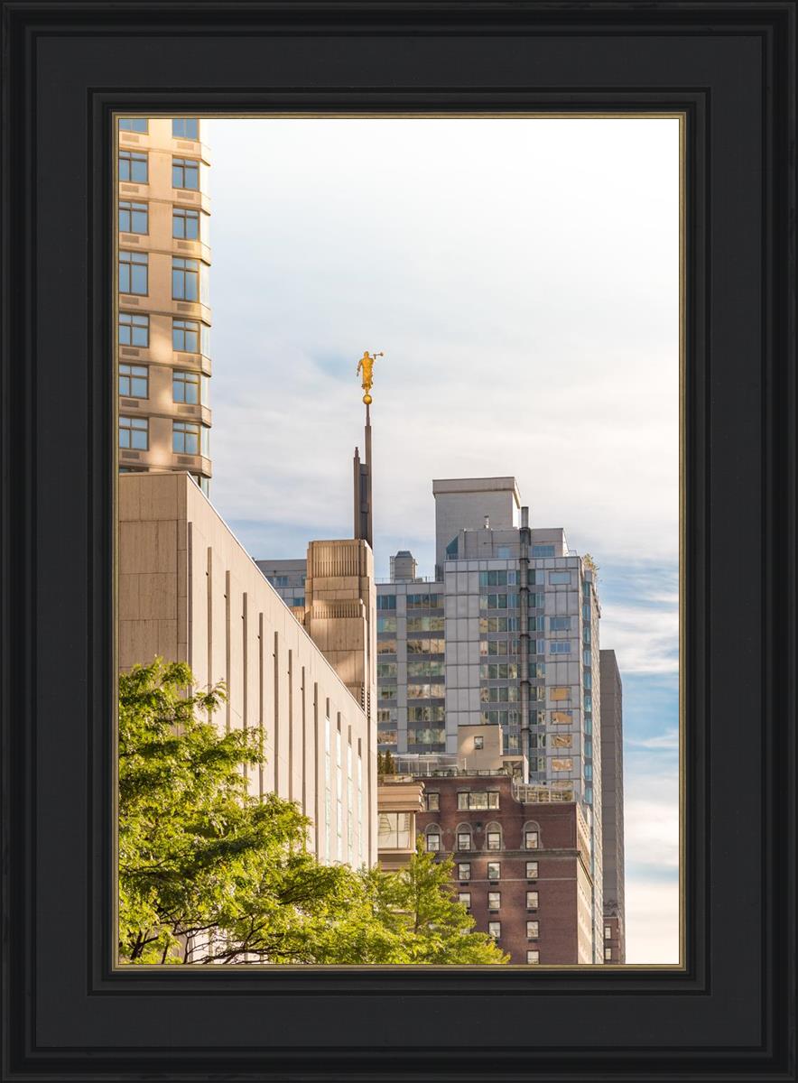 Manhattan Golden Vertical