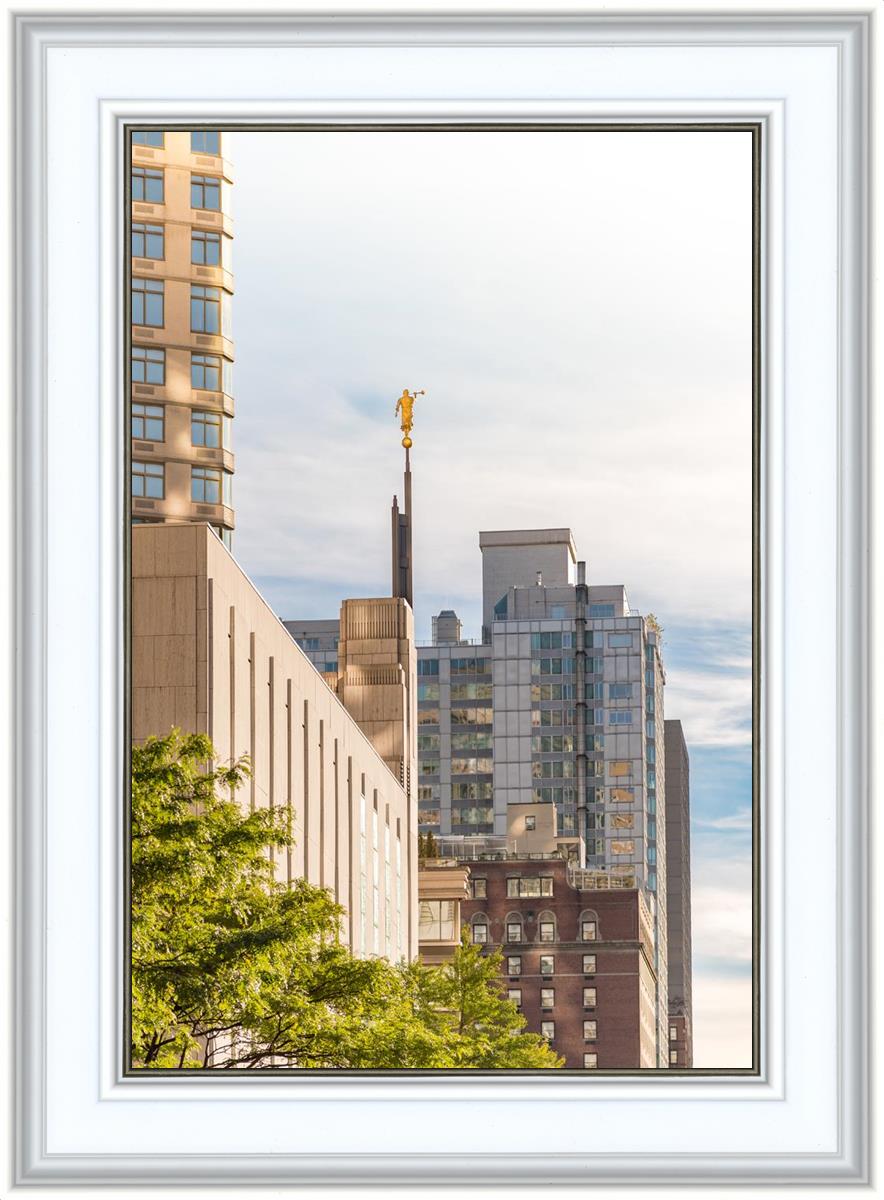 Manhattan Golden Vertical