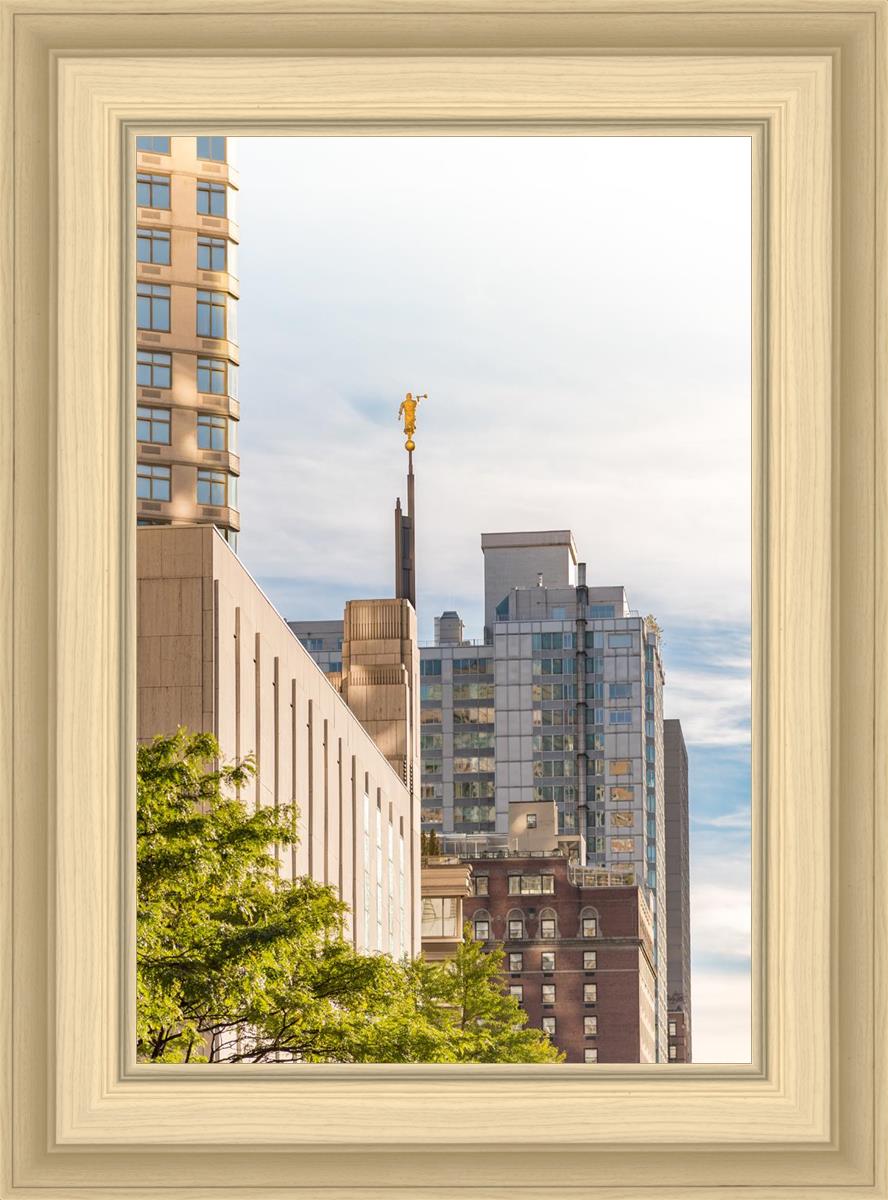 Manhattan Golden Vertical