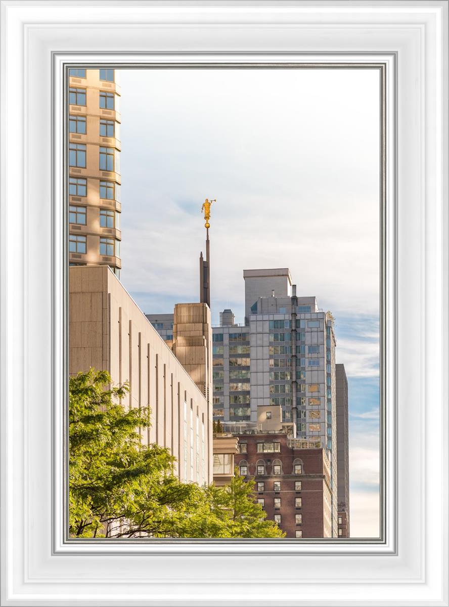Manhattan Golden Vertical