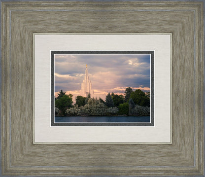 Idaho Falls Temple Eternal Light