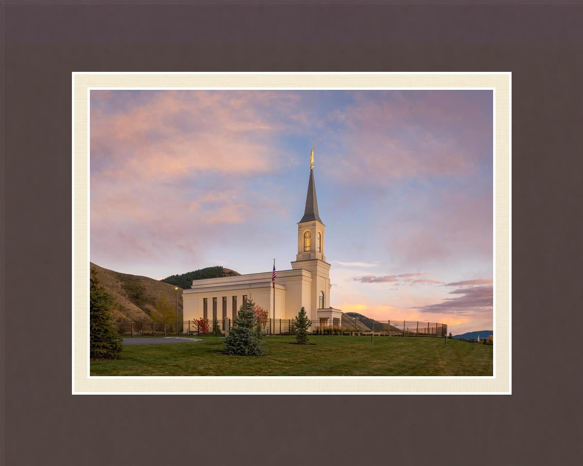 Star Valley Temple Peaceful Day