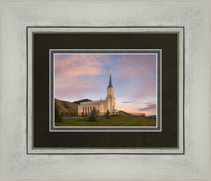 Star Valley Temple Peaceful Day