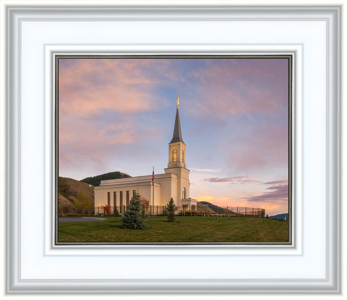 Star Valley Temple Peaceful Day