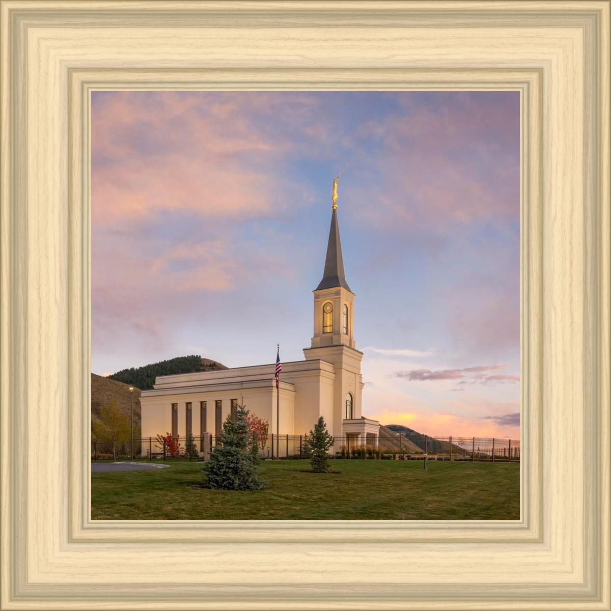 Star Valley Temple Peaceful Day