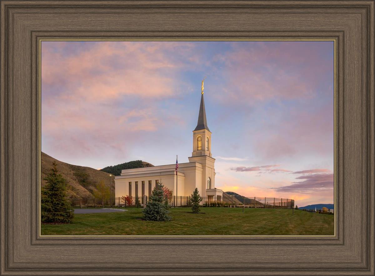 Star Valley Temple Peaceful Day