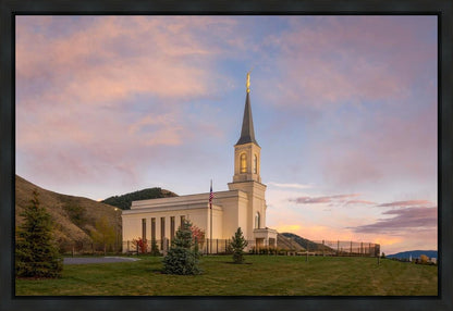 Star Valley Temple Peaceful Day