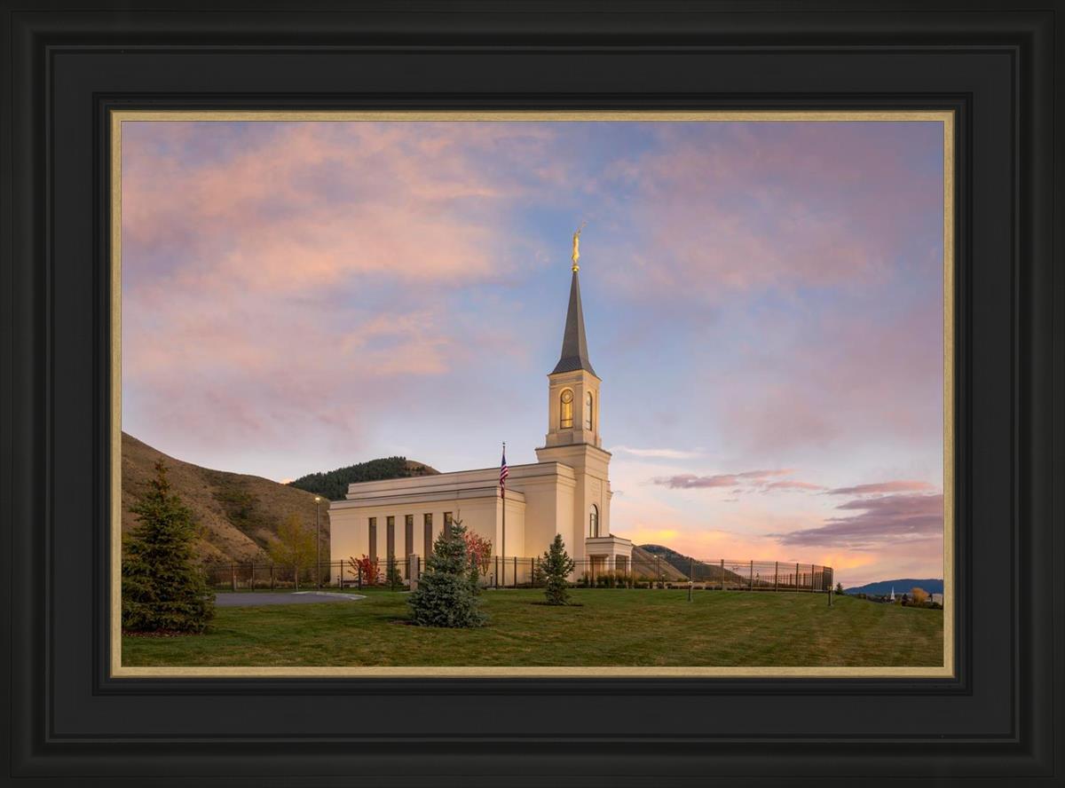 Star Valley Temple Peaceful Day