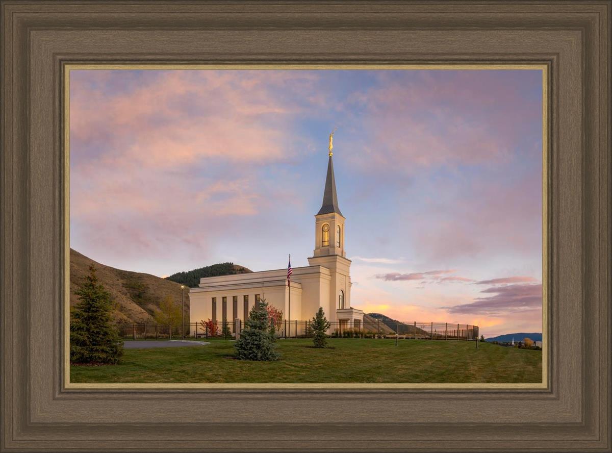 Star Valley Temple Peaceful Day