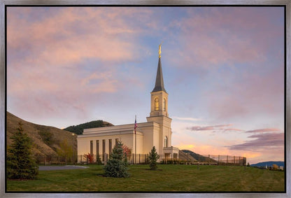 Star Valley Temple Peaceful Day