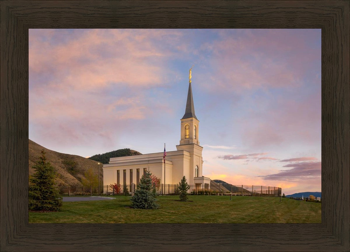 Star Valley Temple Peaceful Day