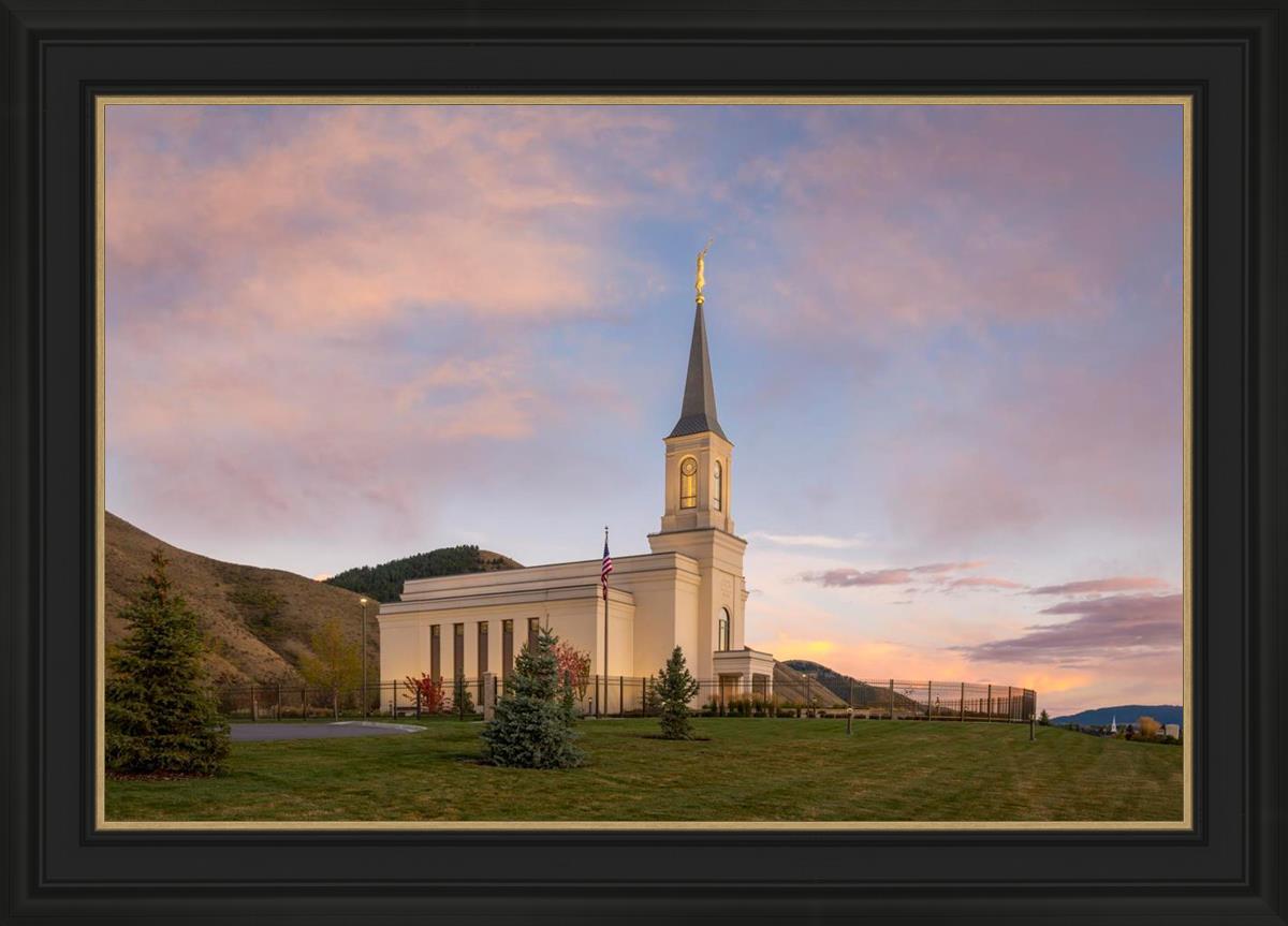 Star Valley Temple Peaceful Day