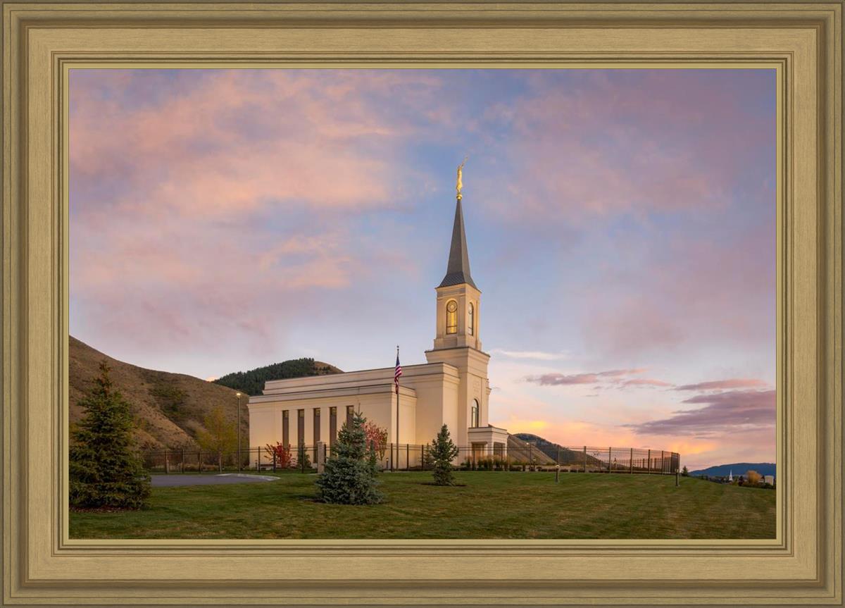 Star Valley Temple Peaceful Day