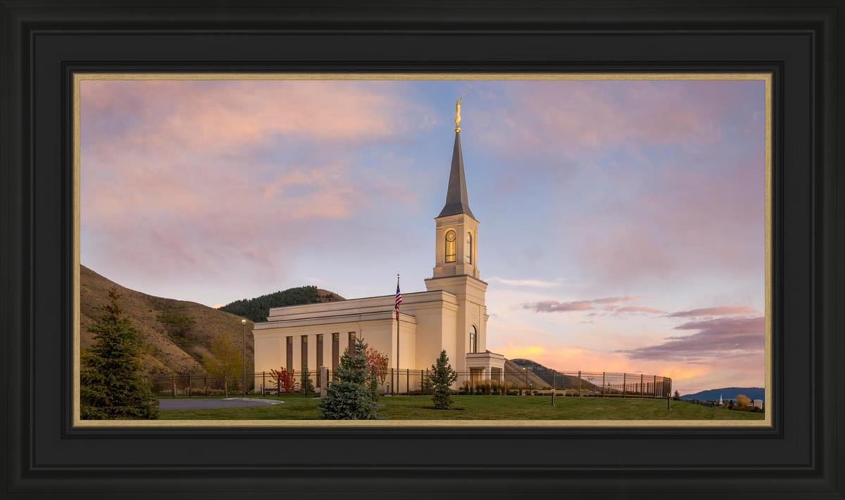 Star Valley Temple Peaceful Day