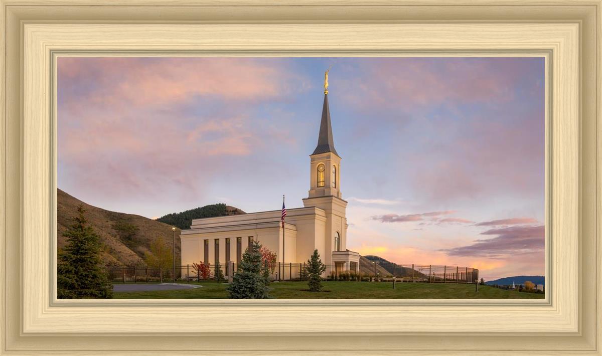 Star Valley Temple Peaceful Day