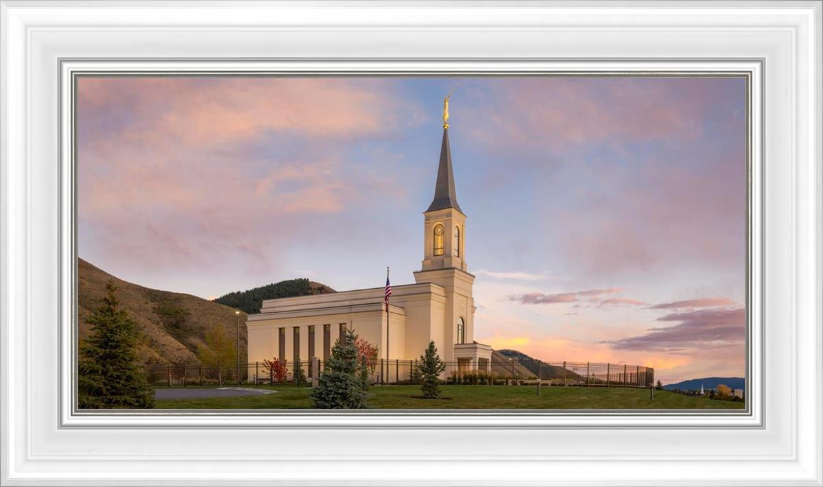 Star Valley Temple Peaceful Day