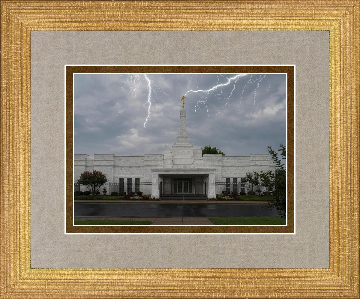 Nashville Temple Through The Storm