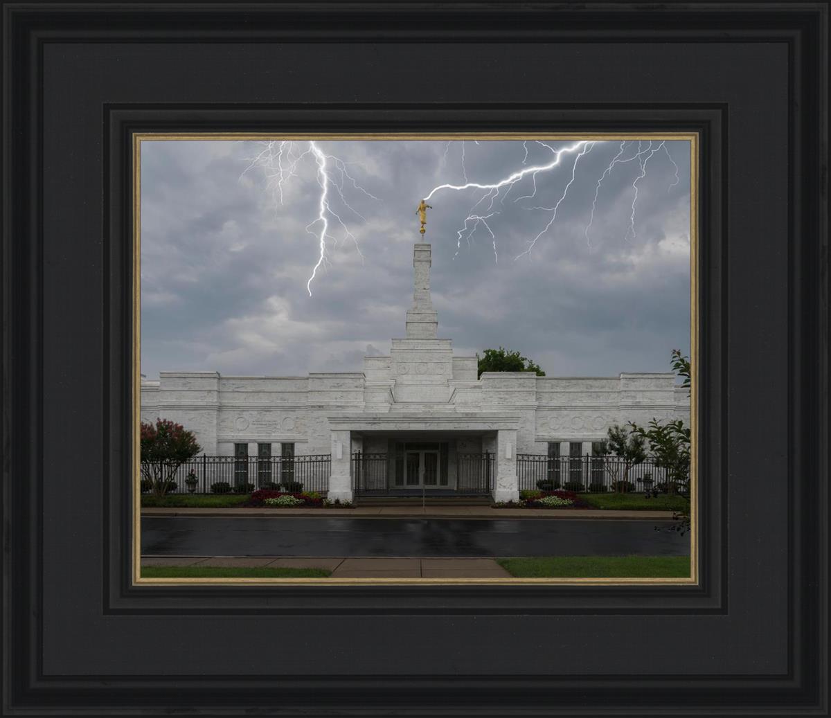 Nashville Temple Through The Storm