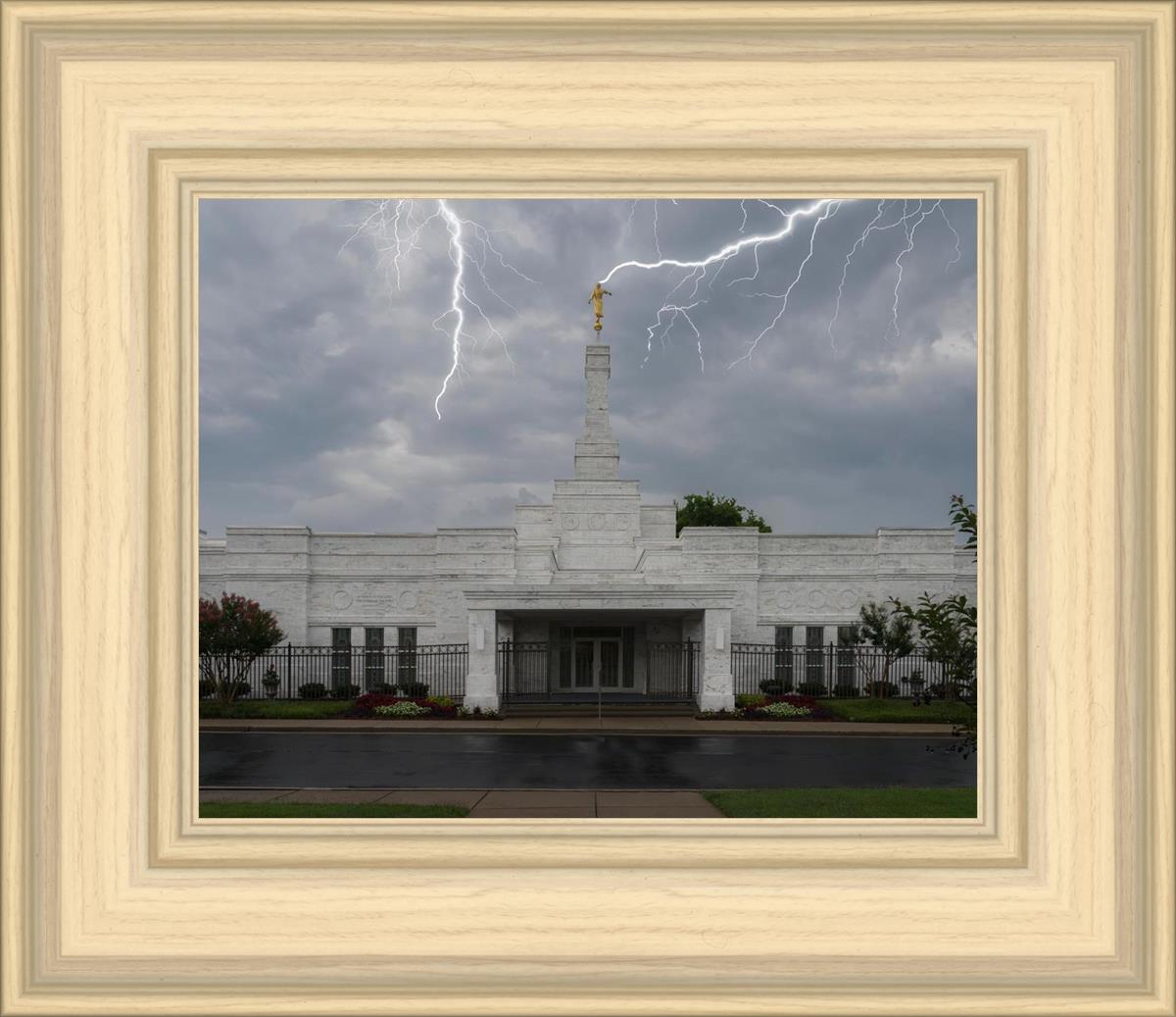 Nashville Temple Through The Storm