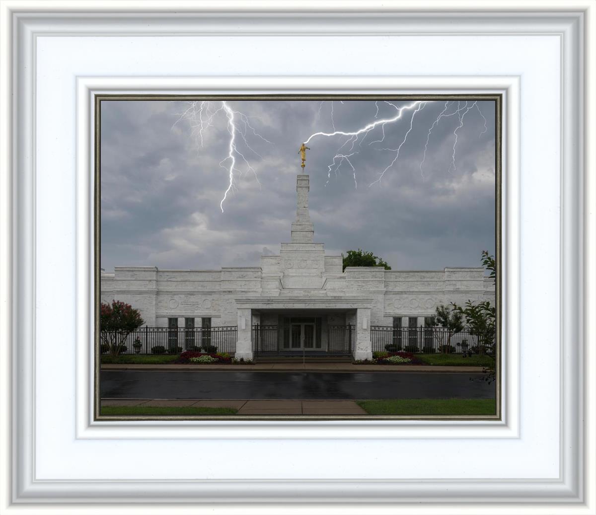 Nashville Temple Through The Storm