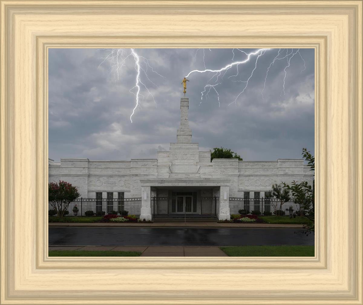 Nashville Temple Through The Storm